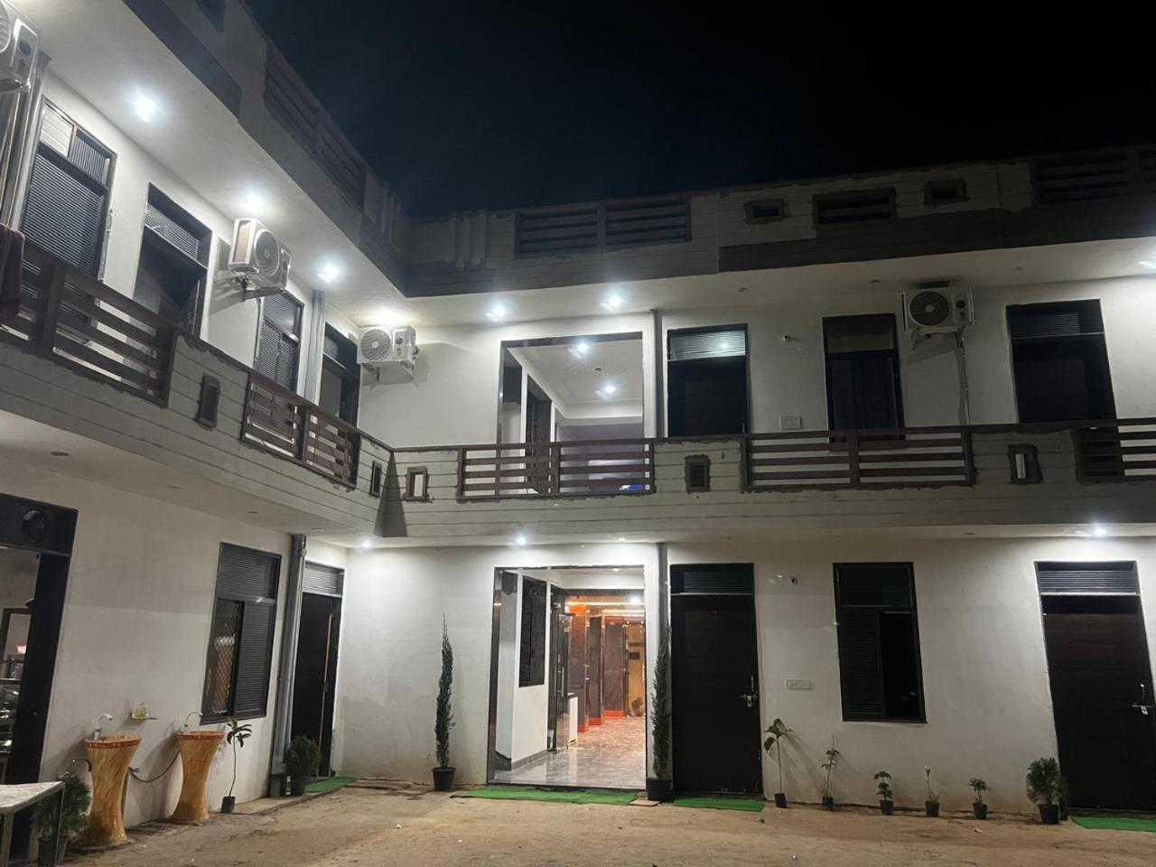 Hotel Shyam Sarover And Restaurant Ringas Exterior foto