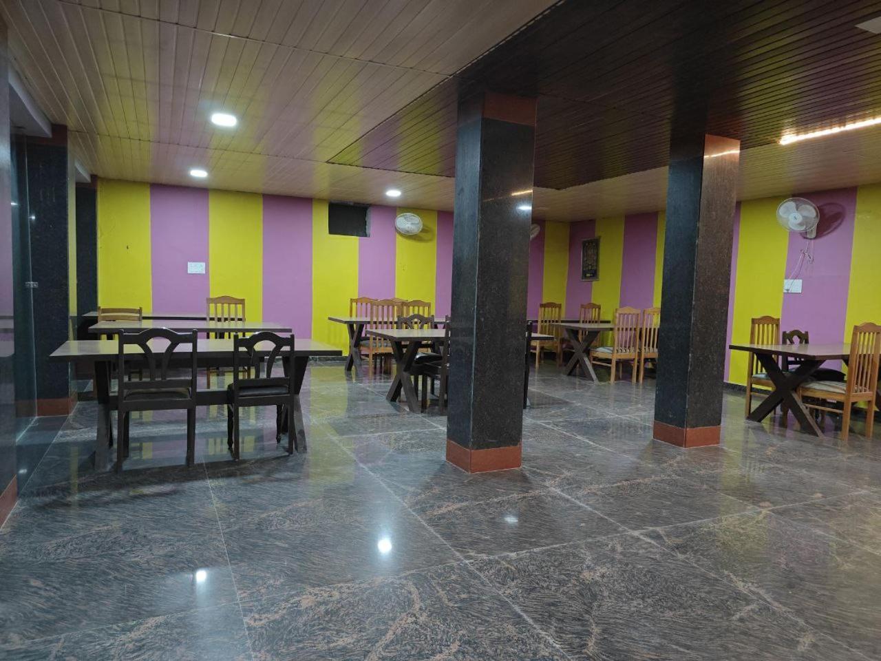 Hotel Shyam Sarover And Restaurant Ringas Exterior foto