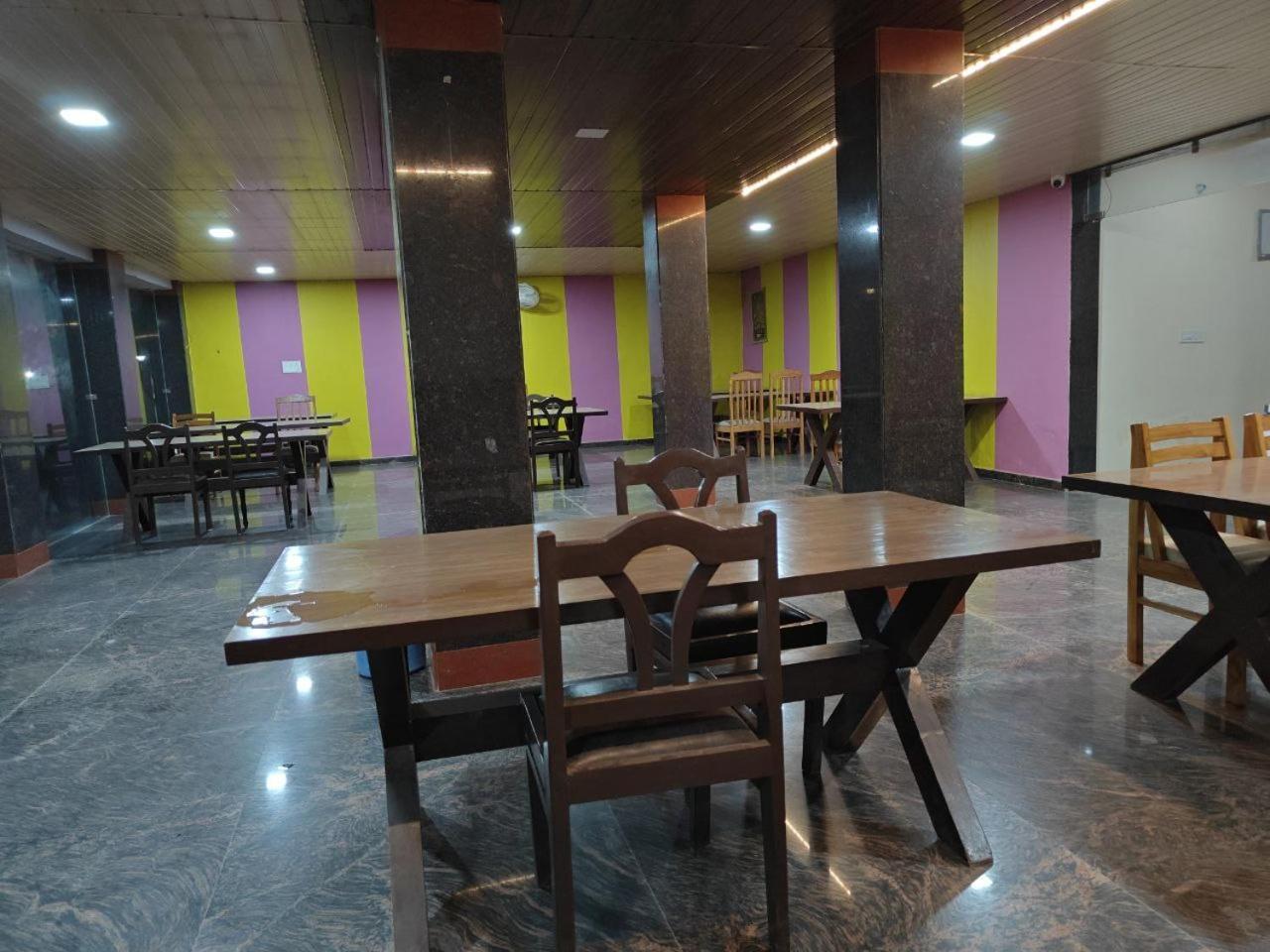Hotel Shyam Sarover And Restaurant Ringas Exterior foto