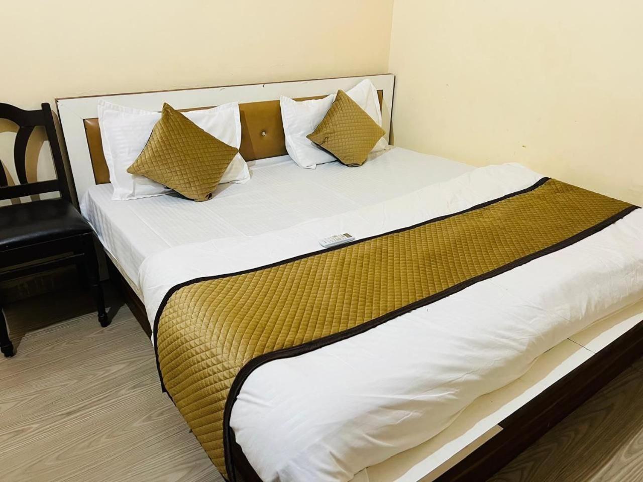 Hotel Shyam Sarover And Restaurant Ringas Exterior foto
